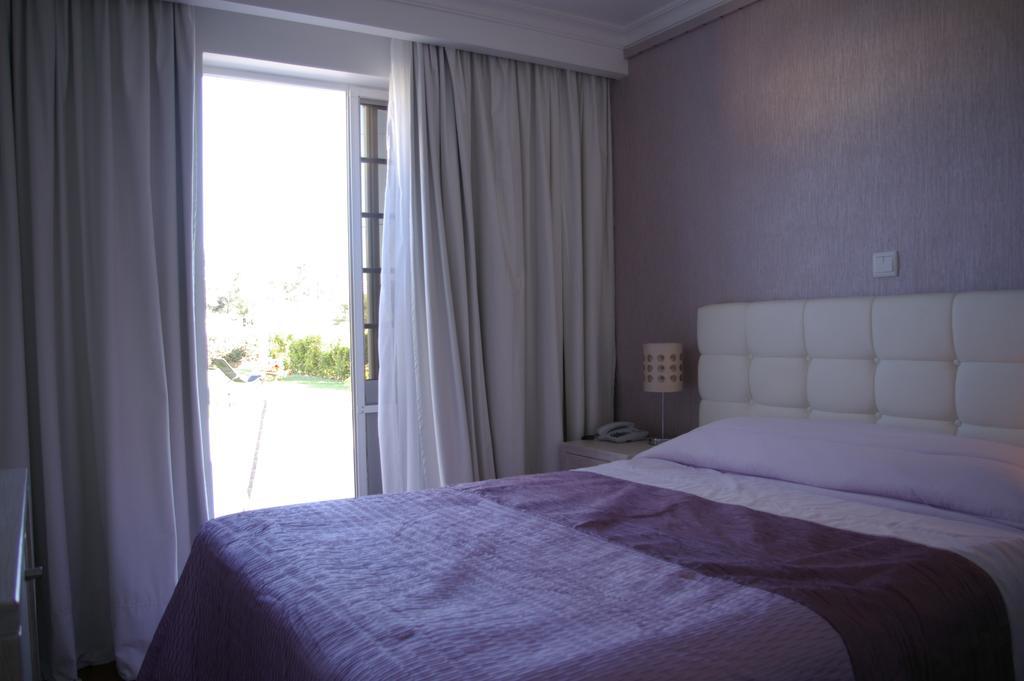 Vila Formosa Al-Estabelecimento De Hospedagem,Quartos-Rooms Monte Gordo Zimmer foto